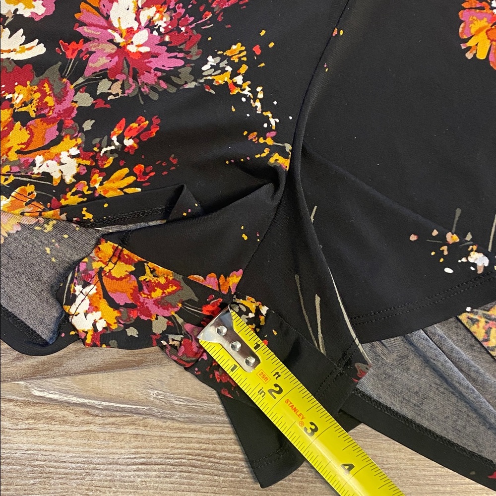 EUC MAURICES 3/4 Slv Spandex Stretchy Belted Floral Romper L - Picture 5 of 8